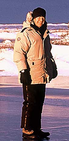 snow071207_228x464.jpg